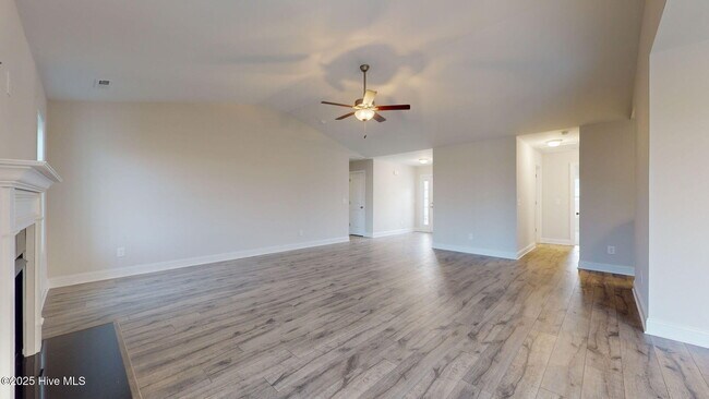 Building Photo - 51 N Ardsley Ln