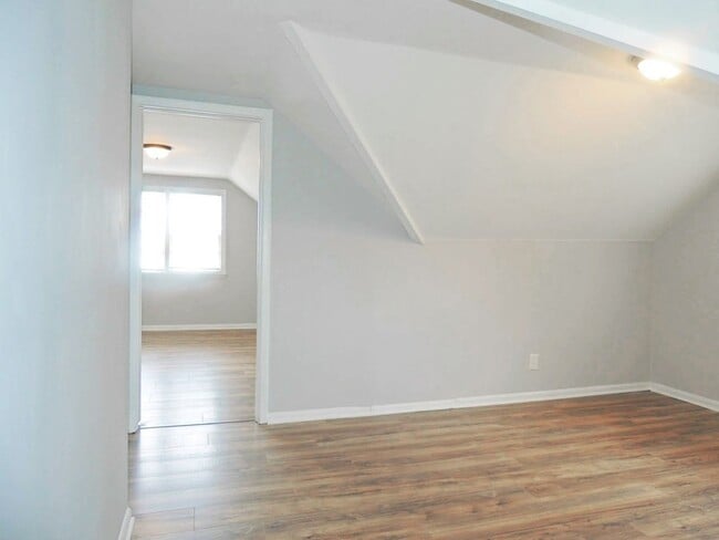 Building Photo - 18201 Hazelwood Ave