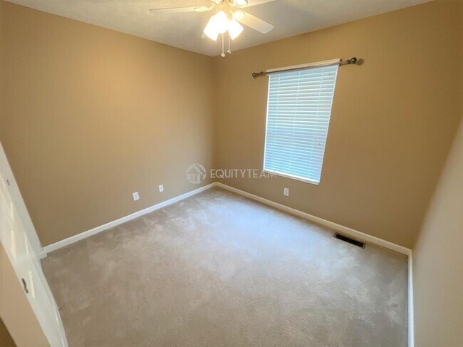 Building Photo - 8052 Misty Shore Dr
