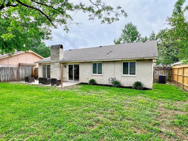 Building Photo - 3518 Almondwood Dr