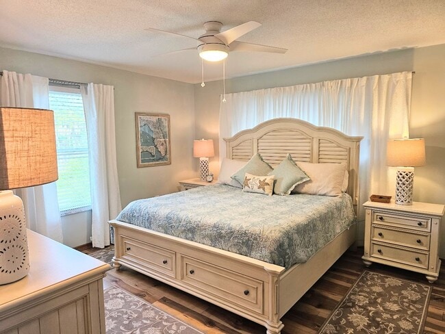 Building Photo - Waterfront 2 Bedroom, 2 Bath Stilt Home with Dock