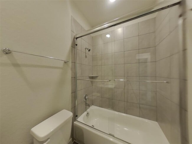 Building Photo - 544 Raglands Rd