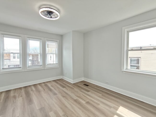 Building Photo - 5245 Pentridge St