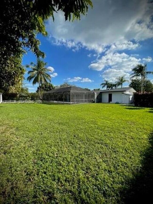 Building Photo - 7425 SW 118th St