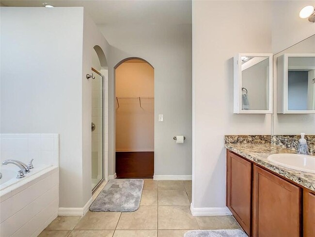 Building Photo - 210 Blackstone Creek Rd