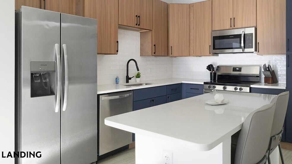 Building Photo - 1007 S Mint St