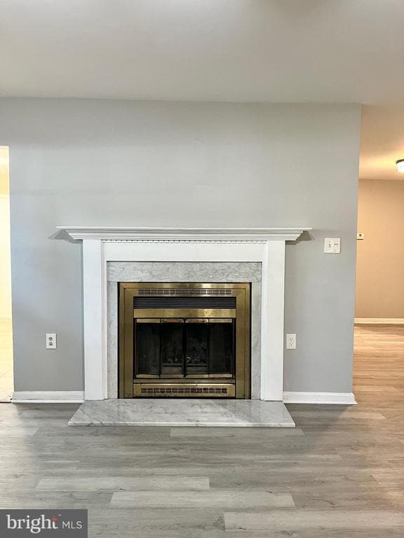 Building Photo - 7572 Belle Grae Dr
