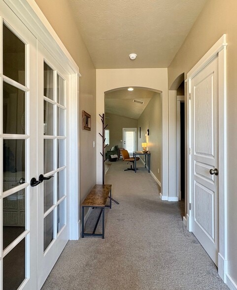 Building Photo - 285 Stone Fly Dr