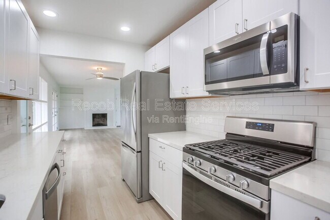 Building Photo - 8019 Paseo Del Ocaso