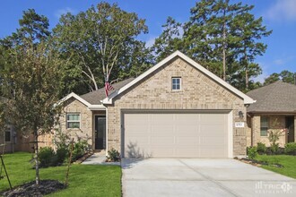 Building Photo - 10511 Pineland Dr