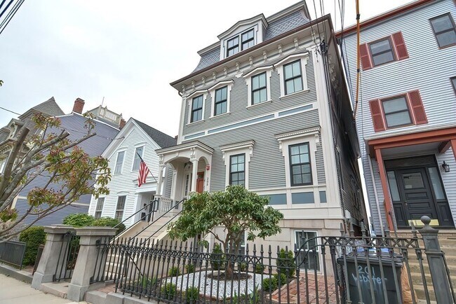 Building Photo - 205 Webster St