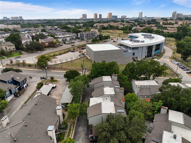 Building Photo - 6808 Eastridge Dr