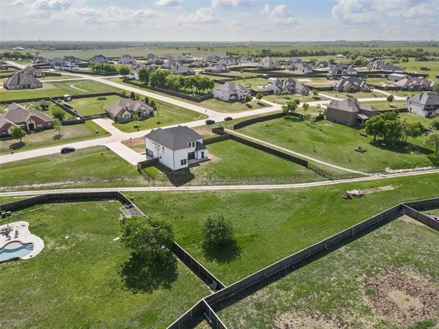 Building Photo - 681 Davenport Dr