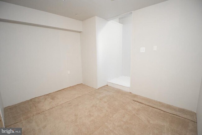 Building Photo - 45567 Bethson St