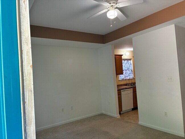 Building Photo - Nice 3 bedroom 2 bathroom home in North Little Rock