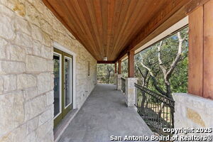 Building Photo - 807 Happy View