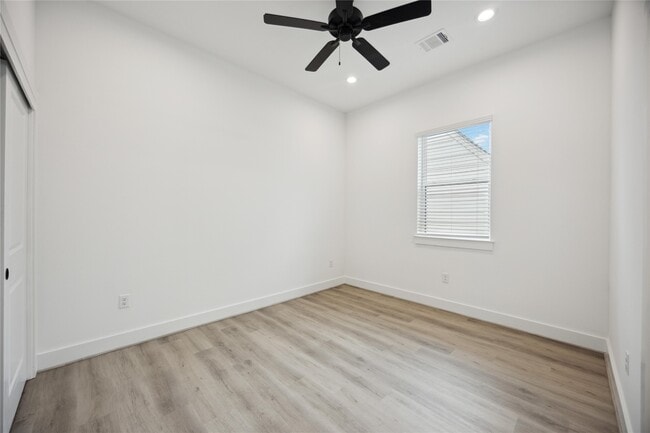 Building Photo - 4613 Indie Hts Ln