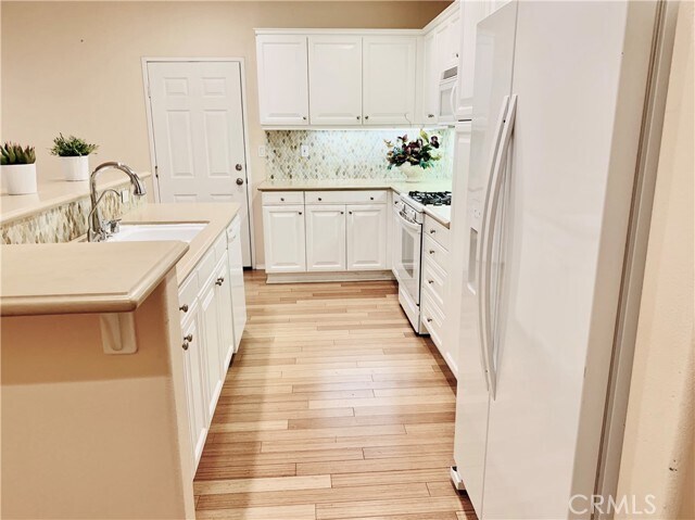 Building Photo - 67 Reunion