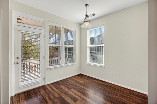 Building Photo - 1458 Roustabout Way