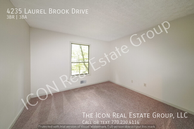 Building Photo - 4235 Laurel Brook Dr