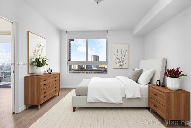 Building Photo - 90 SW 3rd St