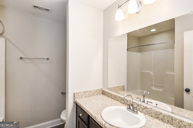 Building Photo - 453 Charleston Pl
