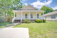 Building Photo - Don’t Miss This West Pensacola Rental — Open Floor Plan, Large Primary Suite, Outdoor Deck & Minu...
