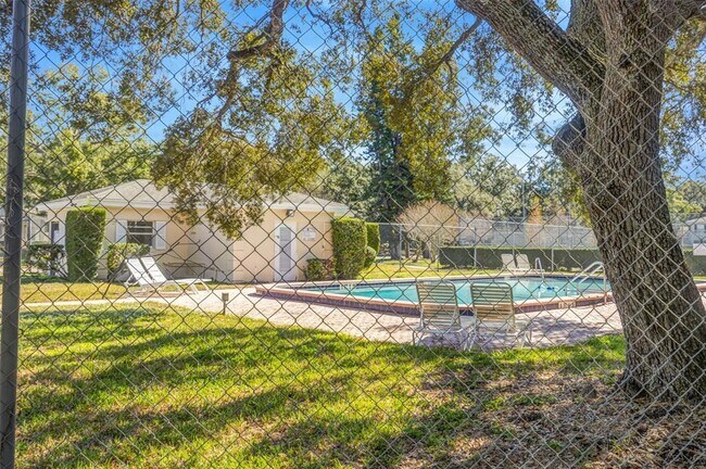 Building Photo - 11728 Raintree Dr