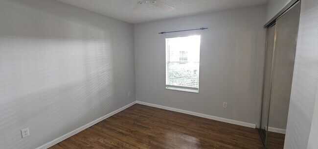 Building Photo - 7294 Cloister Dr