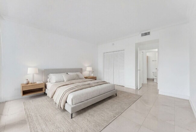 Building Photo - UTILITIES INCLUDED | Low Move-In | 1-Bedroom in Coral Gables w/ Parking