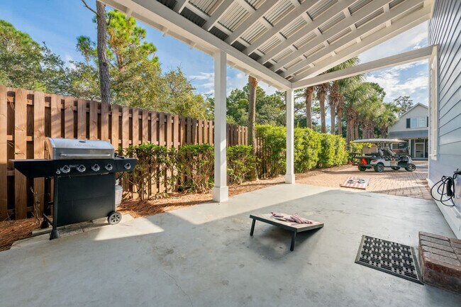 Building Photo - 2469 Bungalo Ln