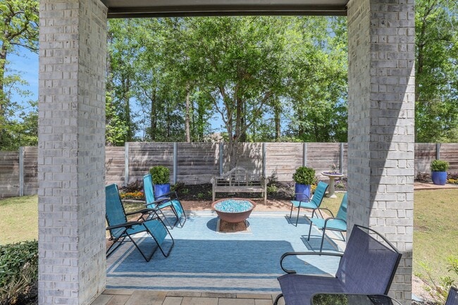 Building Photo - 17710 Fernweh Ct