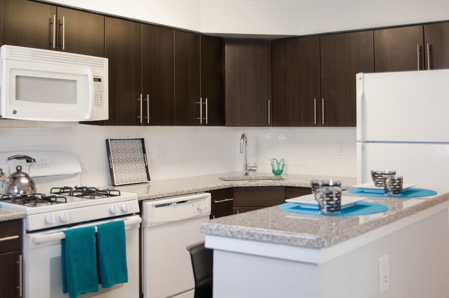 Interior Photo - Edge at Greentree