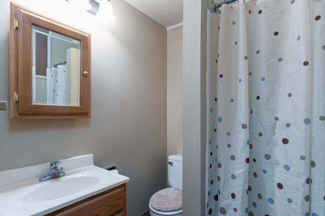 Building Photo - 1111 Wharton Manor Rd