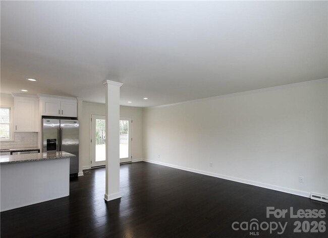 Building Photo - 4808 Walden Ct