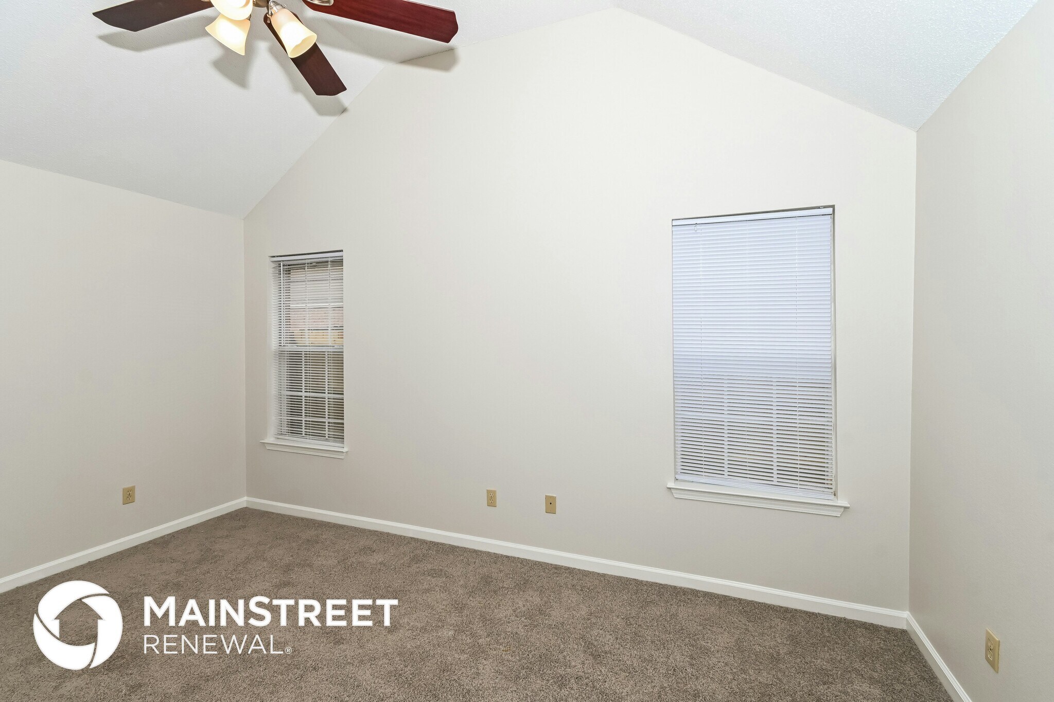 Building Photo - 1053 Scofield Dr