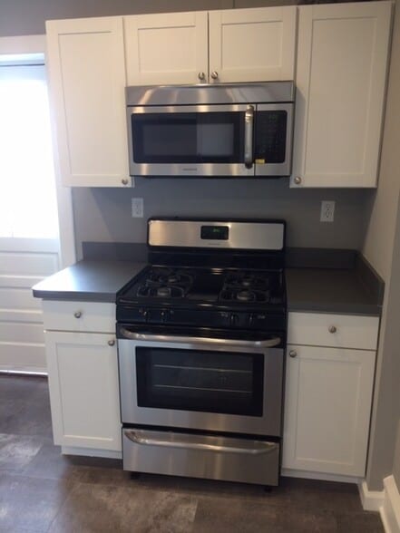 Building Photo - 1000 W 28th St