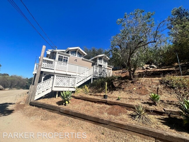Building Photo - 3 br, 3 bath House - 1937 Lilac Ln