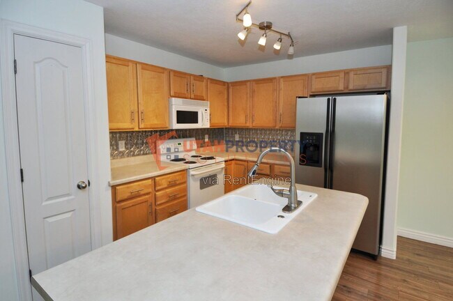 Building Photo - 6698 Balfour Ln W