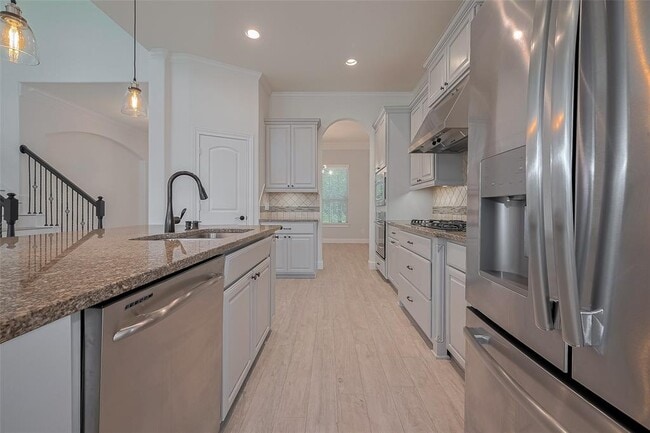 Building Photo - 155 Lindenberry Cir