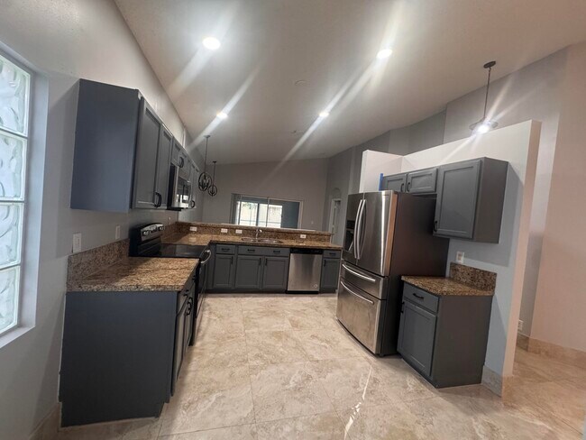 Building Photo - 4044 NW 62nd Ct