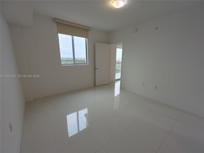 Building Photo - 7661 NW 107th Ave