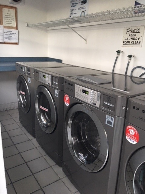 Building Photo - 6207 Bay Club Dr