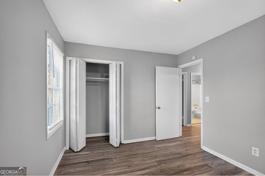 Building Photo - 1615 Pine Glen Cir