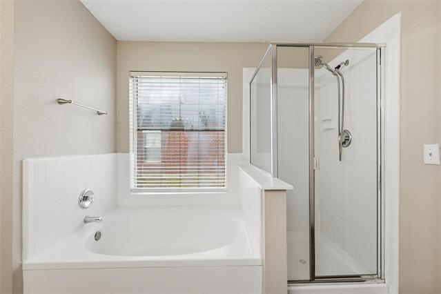 Building Photo - 2305 Eagle Mountain Dr