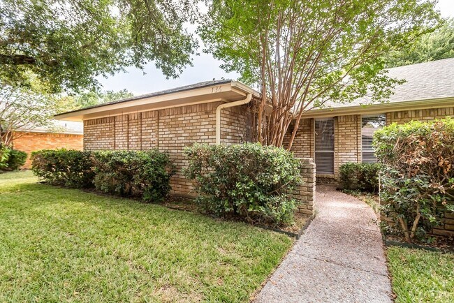 Building Photo - 136 Shadybrook Dr