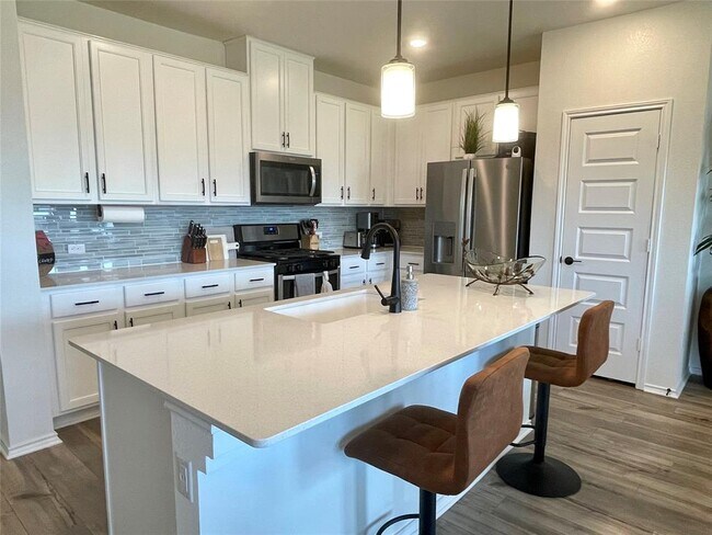 Building Photo - 3768 Forino Dr