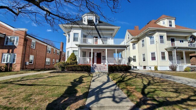 Building Photo - 163-165 Norwood Ave