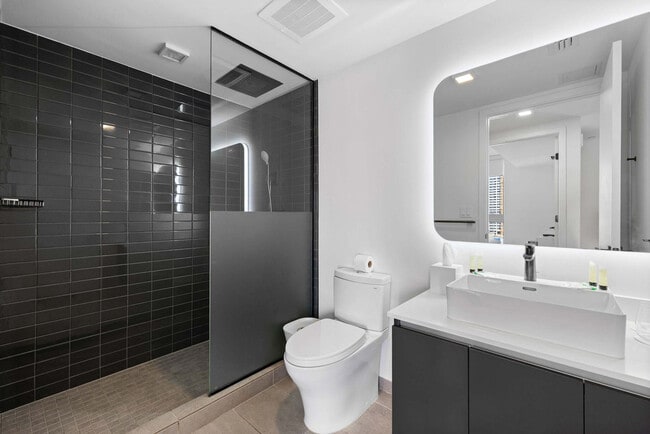 Building Photo - 227 NE 2nd St