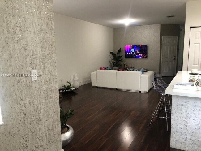 Building Photo - 11412 NW 74th Terrace